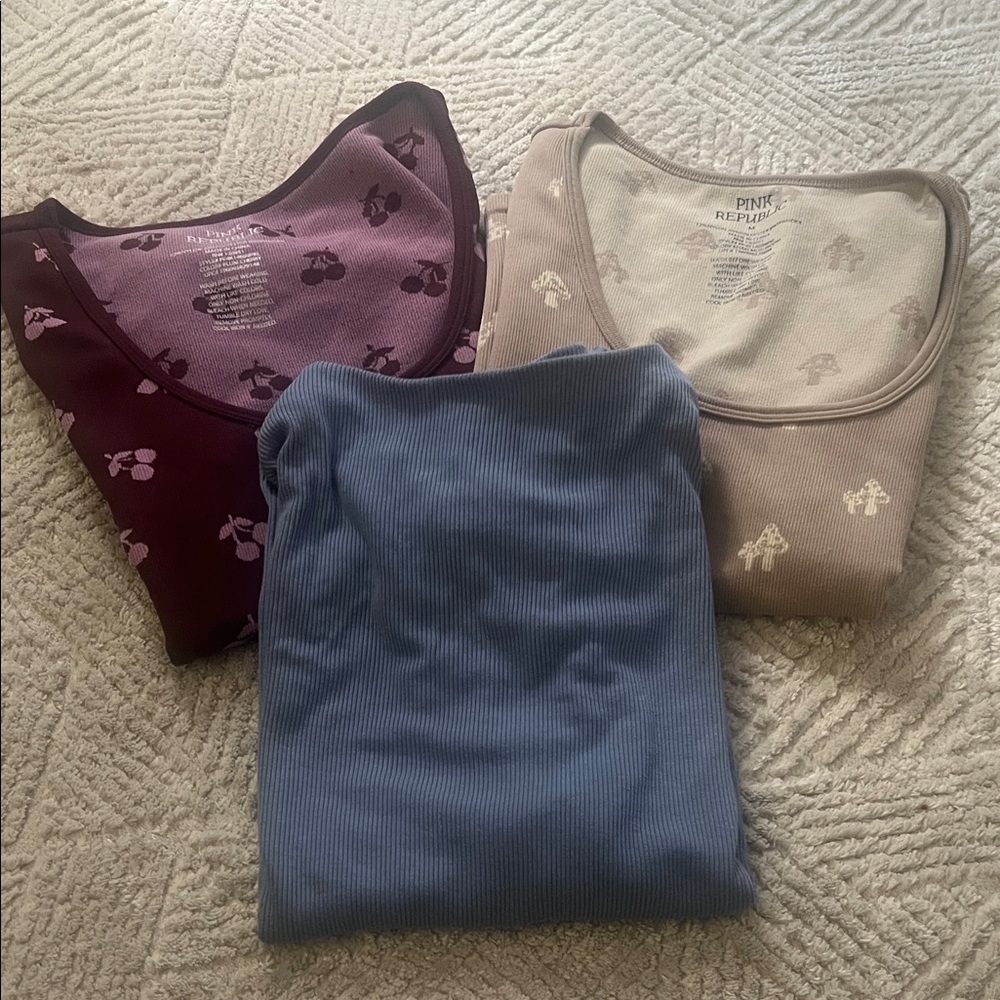 Bundle of 3 Juniors/Women’s Fitted Tops